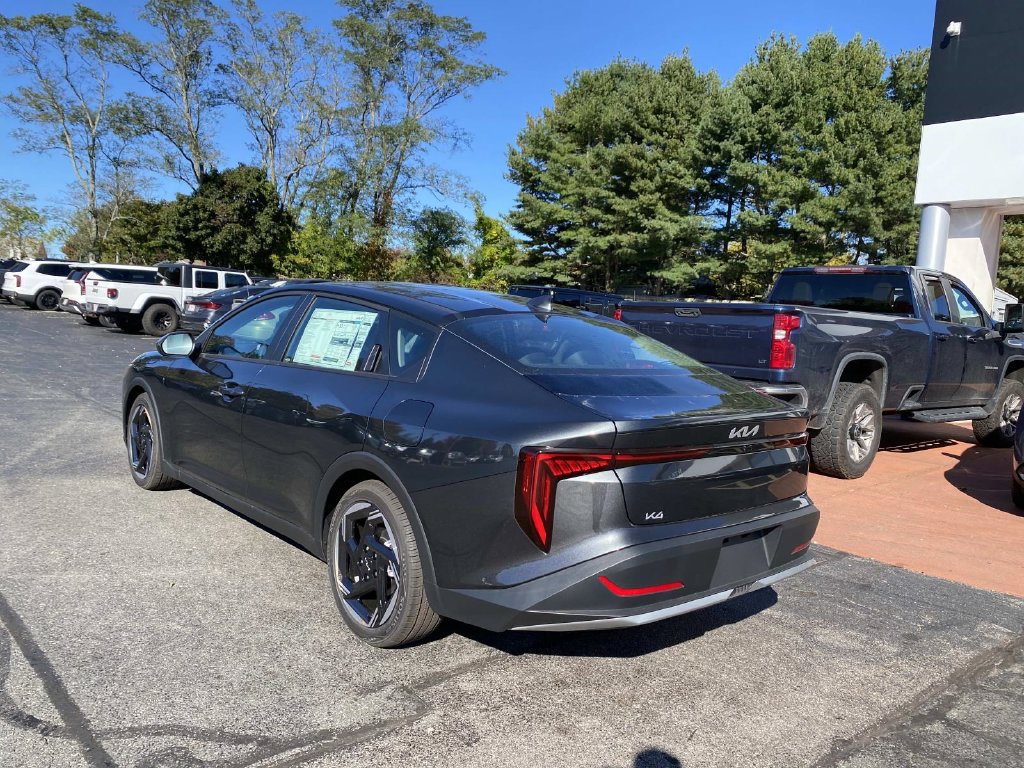 New 2026 Kia K4 EX FWD image 3