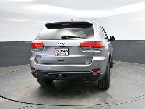 Used 2015 Jeep Grand Cherokee Limited w/ Trailer Tow Group IV image 9