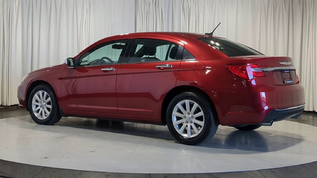 Used 2014 Chrysler 200 Limited FWD image 8