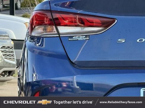 Used 2018 Hyundai Sonata ECO image 9