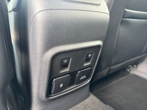 Used 2023 Ford Bronco Outer Banks w/ Sasquatch Package AWD/4WD image 25