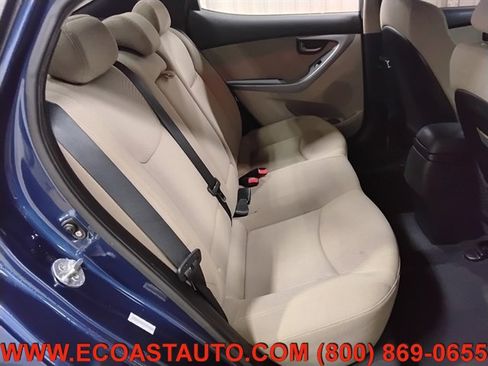 Used 2015 Hyundai Elantra SE w/ Option Group 02 image 15