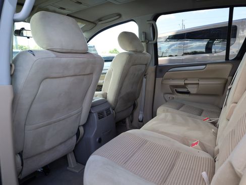 Used 2013 Nissan Armada SV image 17