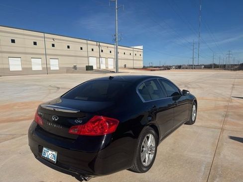 Used 2015 INFINITI Q40 w/ Navigation Package image 6