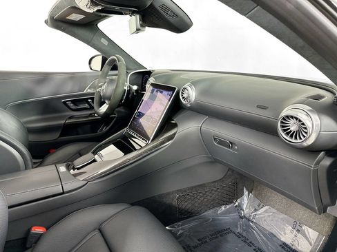 Certified 2023 Mercedes-Benz SL 63 AMG 4MATIC w/ Driver Assistance Package image 28