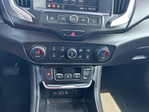 Used 2019 GMC Terrain SLE w/ Driver Convenience Package AWD/4WD image 32