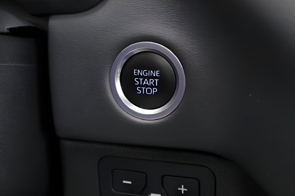 Used 2024 Toyota Tundra Platinum AWD/4WD image 35