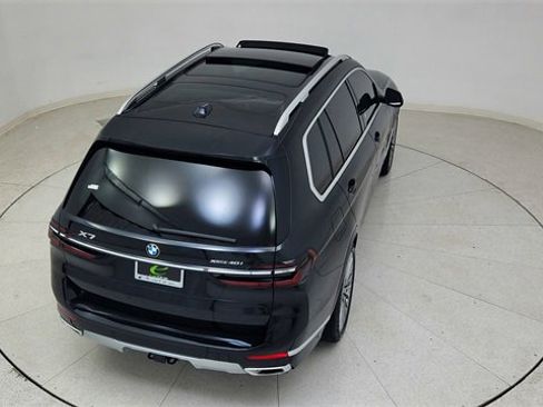 Used 2025 BMW X7 xDrive40i w/ Executive Package image 86