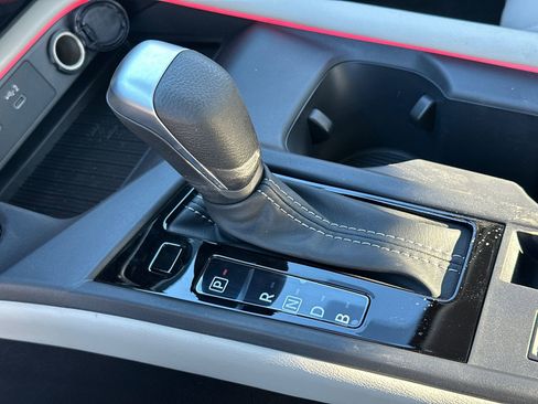 New 2026 Nissan Sentra SL w/ Floor Mat Package FWD image 33