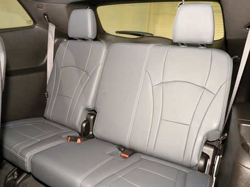 Used 2023 Buick Enclave Essence w/ Experience Buick Package image 11