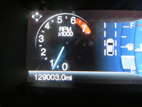 Used 2018 Ford Fusion SE image 16