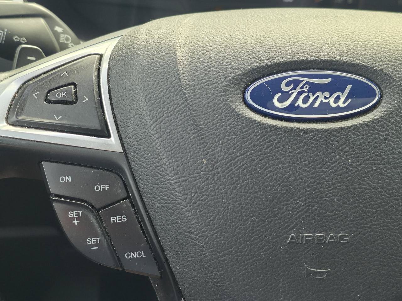 Used 2019 Ford Edge SEL w/ Equipment Group 201A AWD/4WD image 30