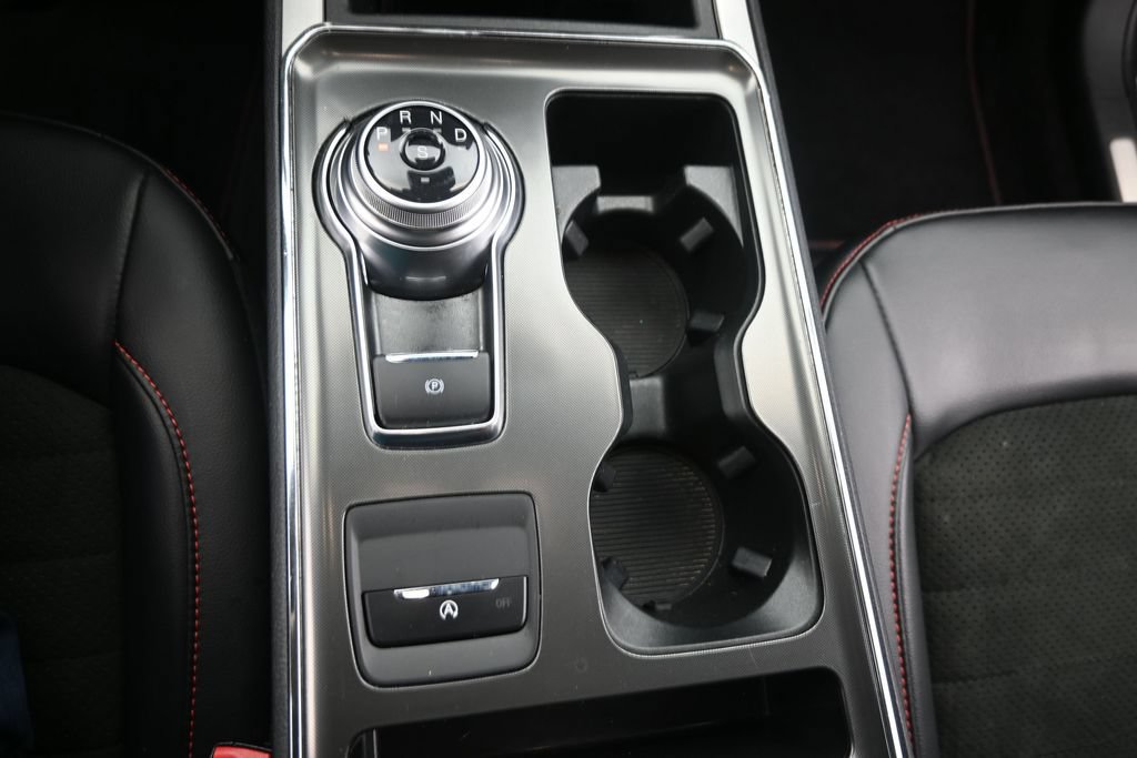 Used 2024 Ford Edge ST-Line AWD/4WD image 16