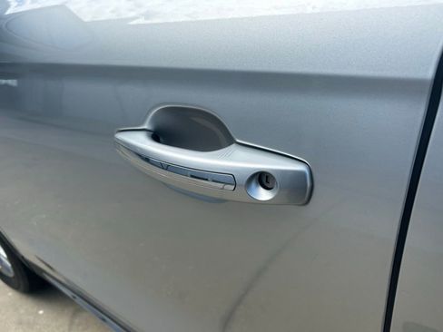 Used 2017 Lincoln MKX Reserve image 28