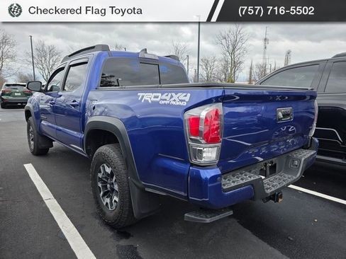 Used 2023 Toyota Tacoma TRD Off-Road image 4