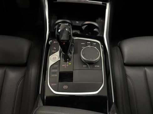 Used 2019 BMW 330i xDrive Sedan w/ Convenience Package image 21