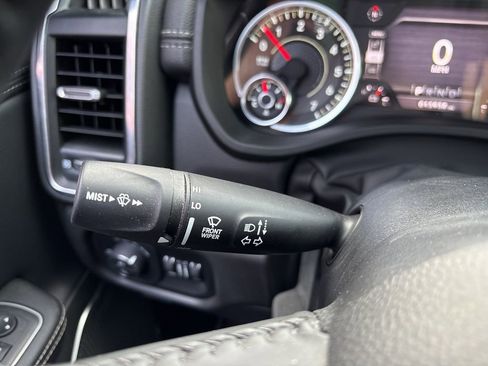 Used 2023 RAM 1500 Laramie image 41