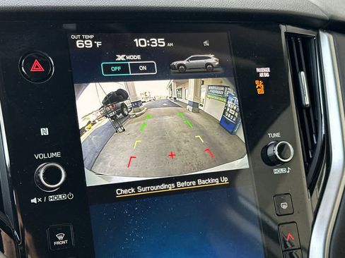 Used 2024 Subaru Outback Premium image 19