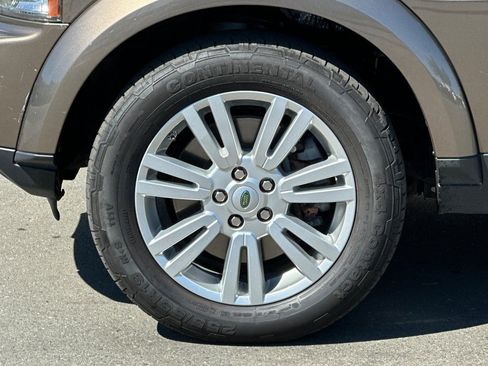 Used 2010 Land Rover LR4 HSE LUX image 11