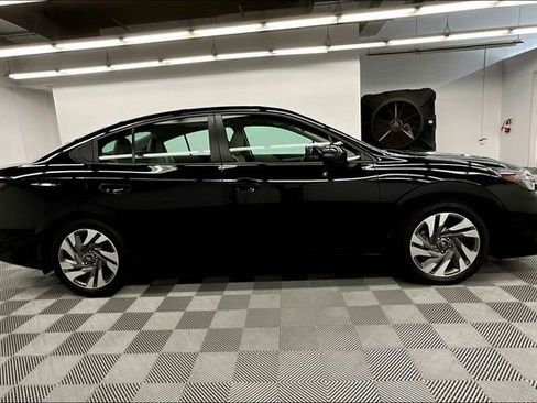 Used 2025 Subaru Legacy Limited w/ Popular Package #3 image 15