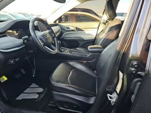 Used 2022 Jeep Compass Latitude image 8