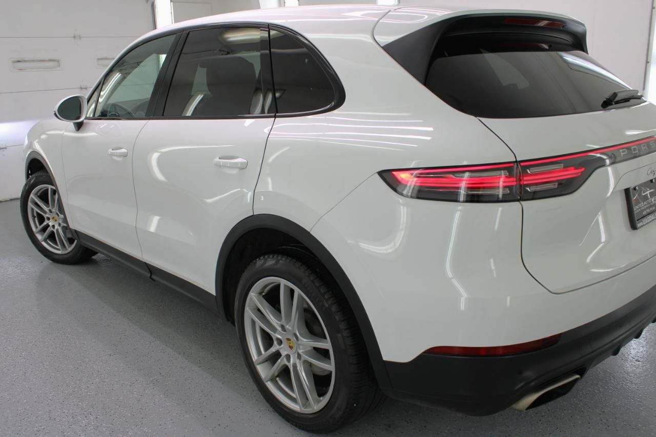 Used 2020 Porsche Cayenne AWD/4WD image 14