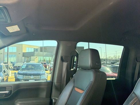 Used 2022 GMC Sierra 3500 AT4 w/ Gooseneck/5TH Wheel Package image 9