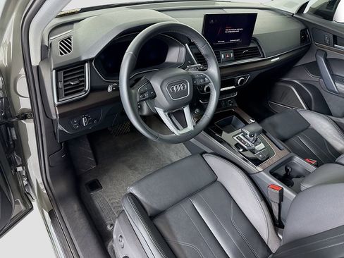 Certified 2023 Audi Q5 e Premium Plus w/ Premium Plus Package image 9