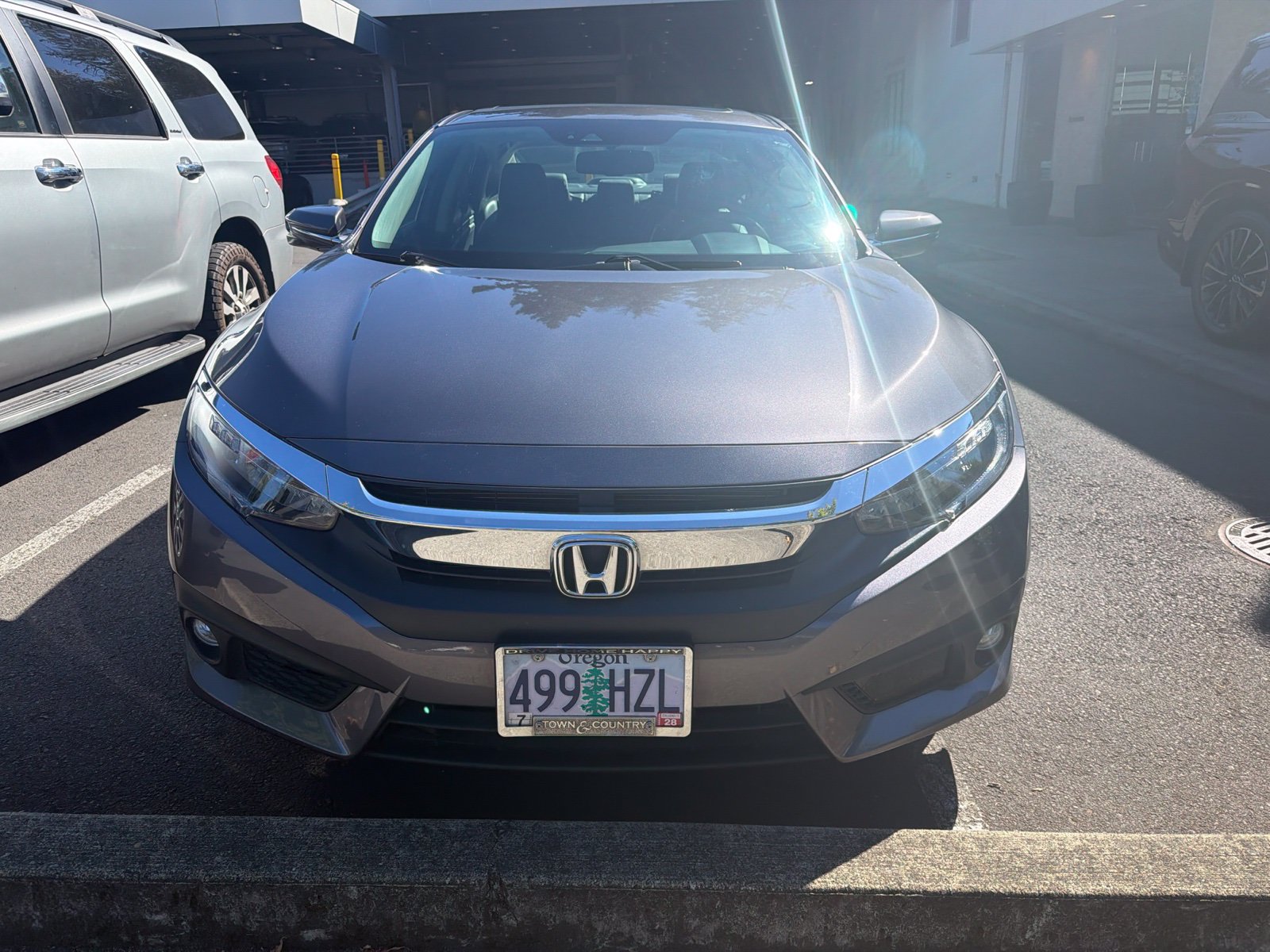 Used 2016 Honda Civic Touring image 2