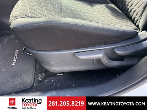 Used 2021 Nissan Kicks S image 13