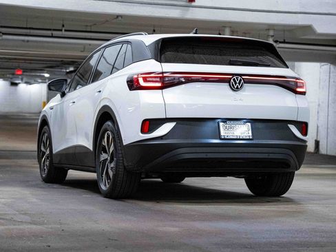 New 2026 Volkswagen ID.4 Pro RWD image 5
