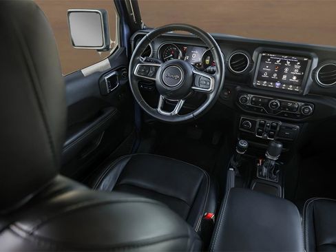 Used 2022 Jeep Wrangler Unlimited Sahara w/ Cold Weather Group image 25