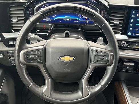 Used 2025 Chevrolet Silverado 1500 High Country AWD/4WD image 21