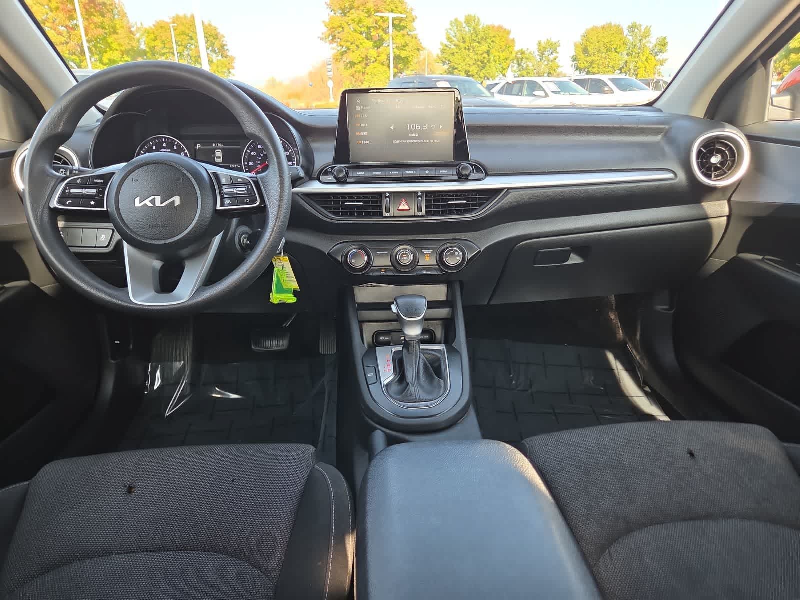 Used 2022 Kia Forte LXS FWD image 18