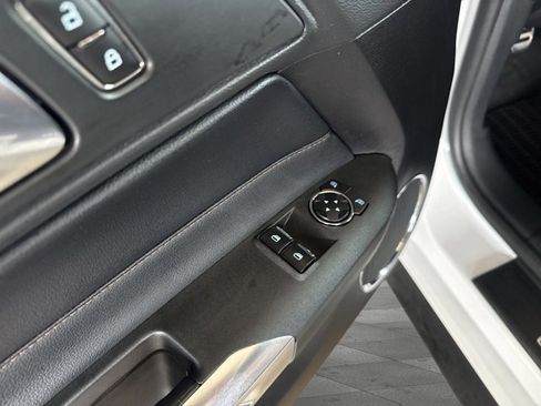 Used 2023 Ford Mustang GT Premium image 19