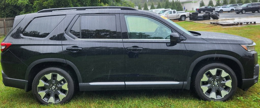 Used 2026 Honda Pilot Elite image 8