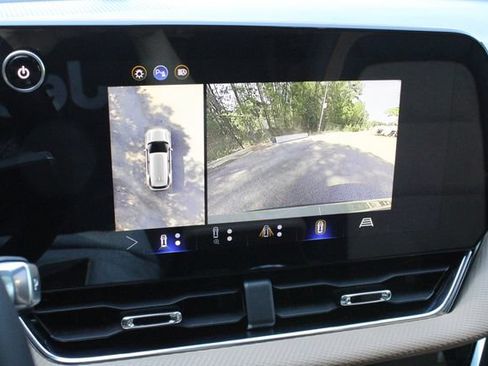 Used 2026 Chevrolet Equinox ACTIV w/ Safety and Technology Package FWD image 33