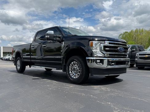 Used 2022 Ford F250 Lariat w/ Chrome Package AWD/4WD image 3