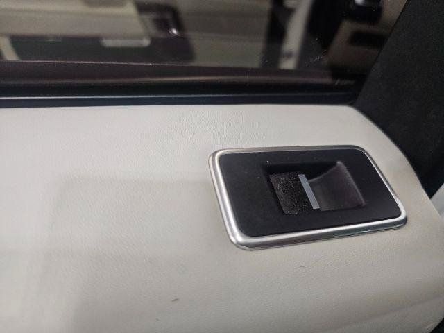 Used 2015 Land Rover Range Rover Autobiography AWD/4WD image 37