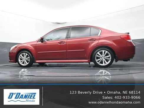 Used 2013 Subaru Legacy 2.5i Limited AWD/4WD image 10