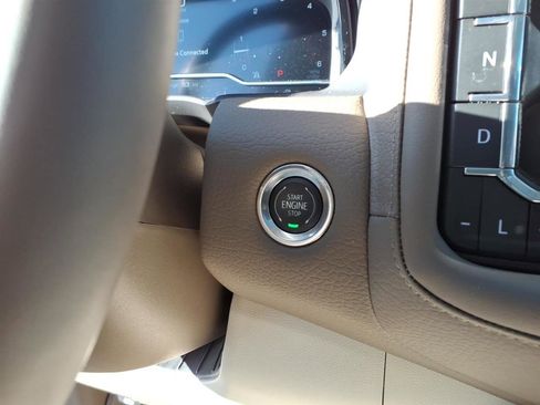 Used 2024 GMC Yukon XL Denali image 14