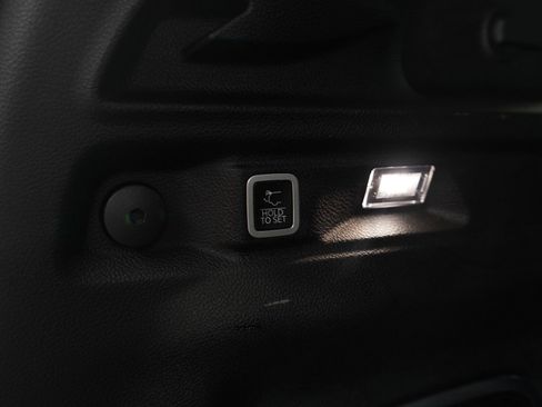 Used 2022 Jeep Grand Cherokee L Limited w/ Trailer Tow Group (B) image 12