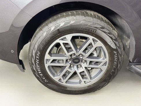 Used 2025 Ford Expedition Active AWD/4WD image 34