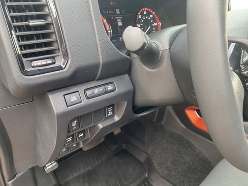 Used 2023 Nissan Frontier PRO-4X w/ Pro Convenience Package image 21