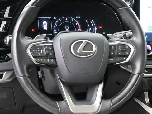 Used 2024 Lexus RX 350 Premium w/ Convenience Package image 8