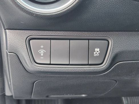 Used 2024 Kia Forte LXS FWD image 19