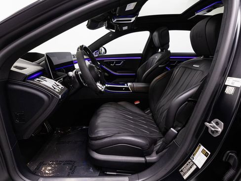 Used 2024 Mercedes-Benz S 63 AMG S image 8