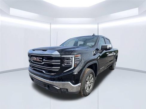 Used 2025 GMC Sierra 1500 SLT AWD/4WD image 13