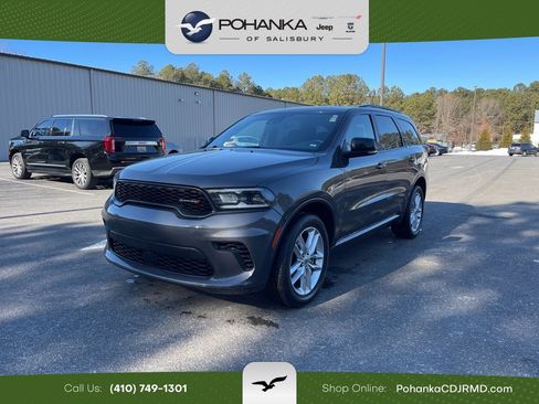 Used 2024 Dodge Durango GT image 1