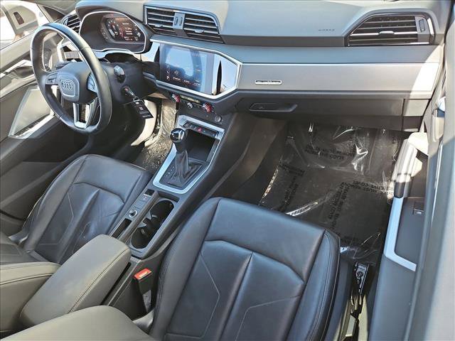 Used 2022 Audi Q3 2.0T Premium AWD/4WD image 21